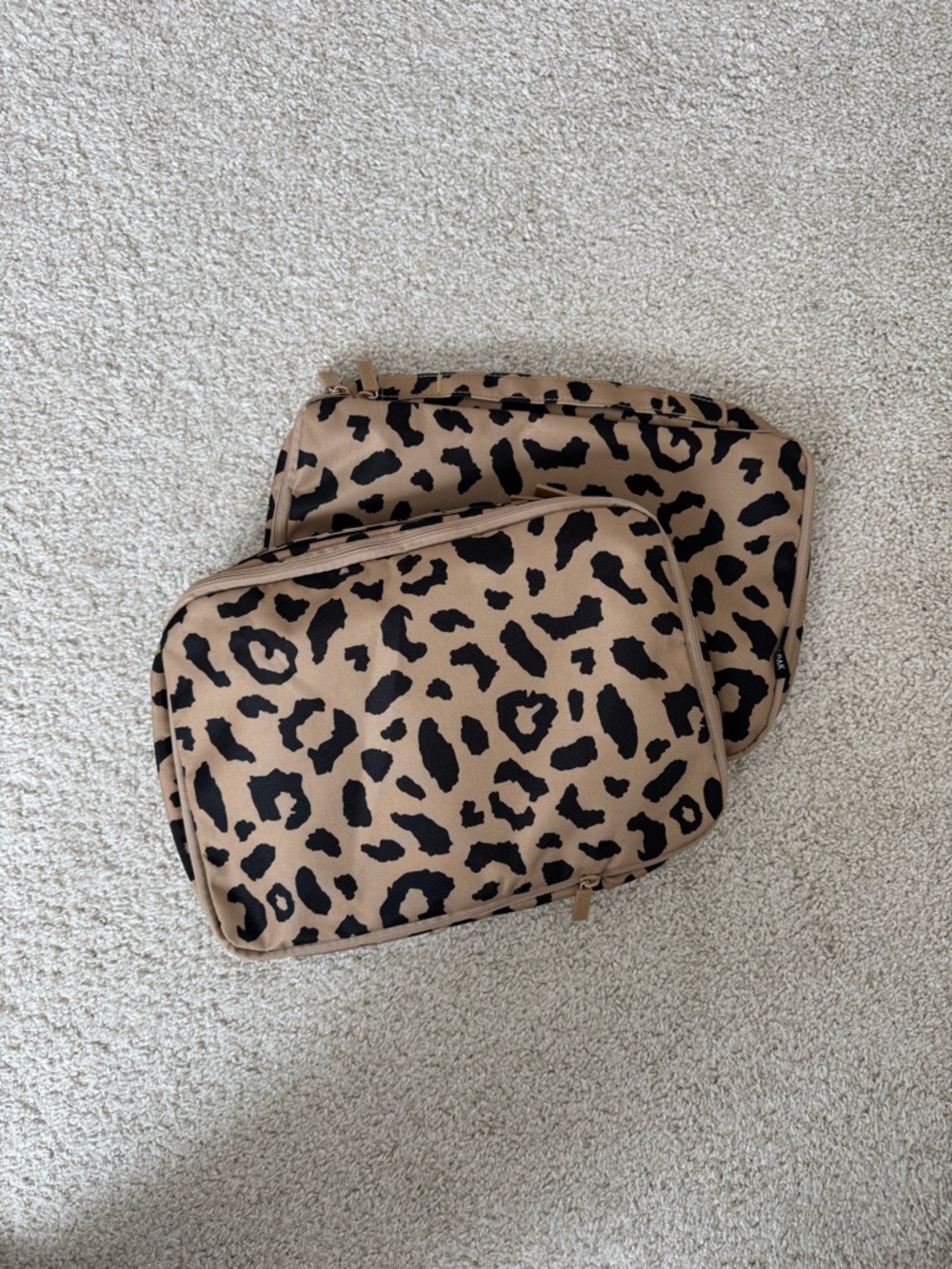 NWOT Calpak Medium Compression Packing Cubes, Cheetah
